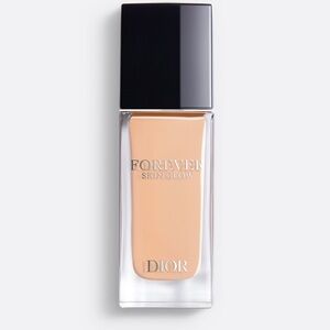 Dior Forever Skin Glow Foundation - Radiant Cream color 3C. In box. Used once